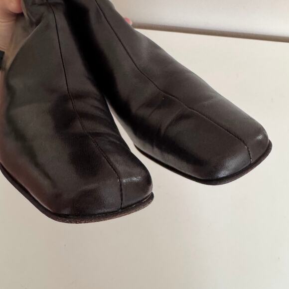 Salvatore Ferragamo Vara Black Chain Leather Ankle Boots Size 6 Narrow Width - Picture 4 of 12